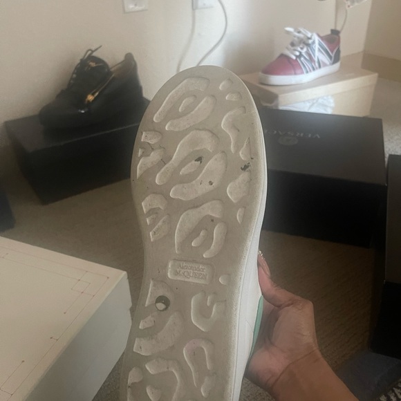 Almost new Size 44 Alexander McQueen White Sneakers - Picture 5 of 6